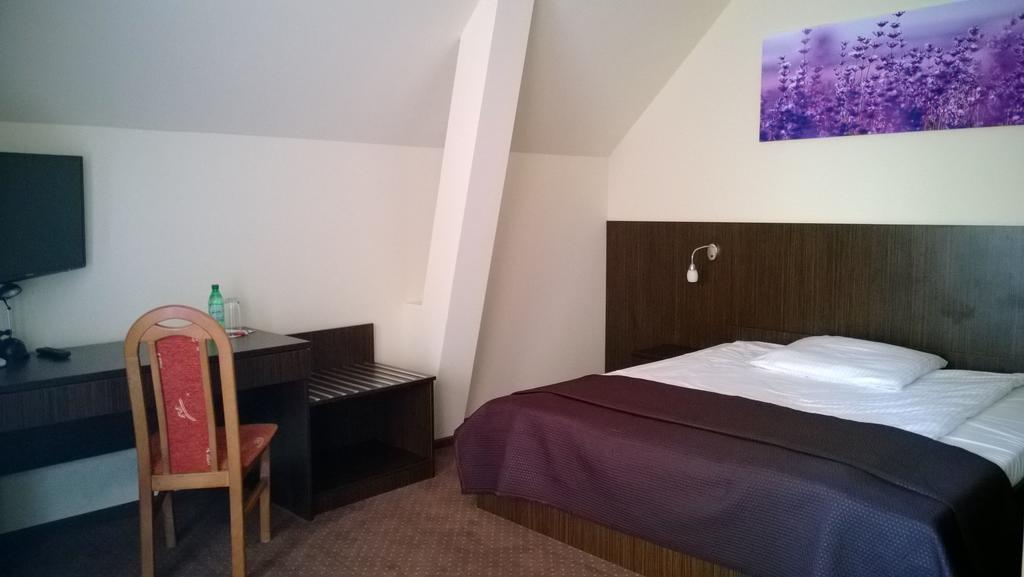 Yuca Hotel Lodz  Bilik gambar