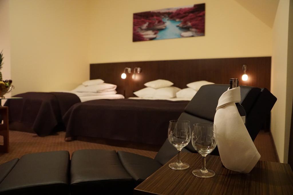 Yuca Hotel Lodz  Bilik gambar